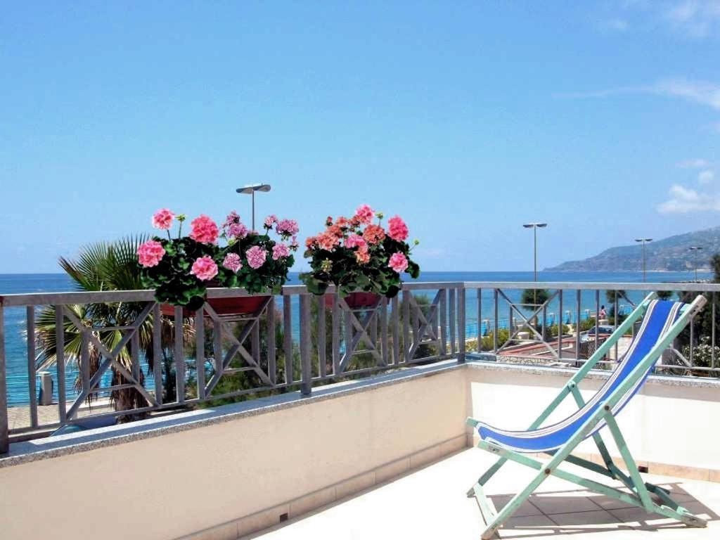 Sea Garden Hotel Acquappesa Room photo